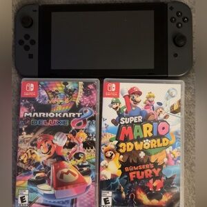 Nintendo Switch Console with Gray Joy-Con